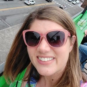 Meet your Posher, Melanie